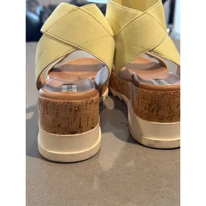 Steve Madden Elba Yellow Elastic Platform Wedge Sandals Women's 8.5M‎ thumbnail 5