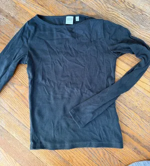 Green Aritzia long sleeve home stretch top thumbnail 1