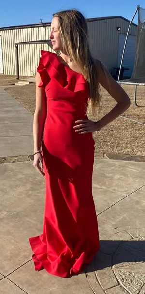 Tarik Ediz Red Formal / Prom Dress thumbnail 2
