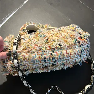 Chic Multicolor Tweed Handbag thumbnail 6