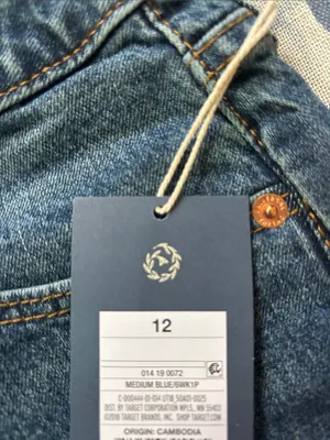 New Universal Thread denim Jean Shorts vintage midi size 12 thumbnail 2