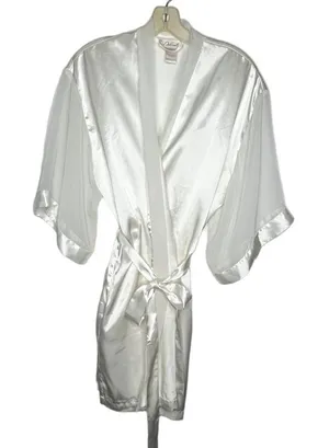 Vintage Delicates Robe‎ thumbnail 1