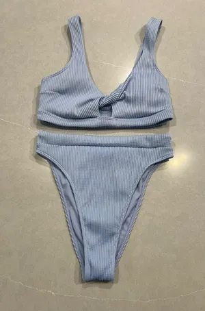 Swimsuit thumbnail 1