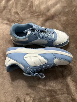 And1 Sneakers Women’s Size 9 Light Blue and White Low-Top Athletic Sneakers thumbnail 5