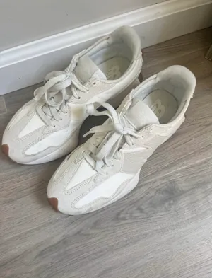 New Balance 327 Women’s thumbnail 2