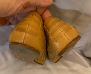 Dolce Vita Leather Tan Loafer with Bronze tip size 8M thumbnail 9