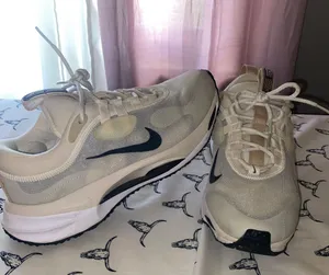 Nike Spark Tennis Shoes thumbnail 1