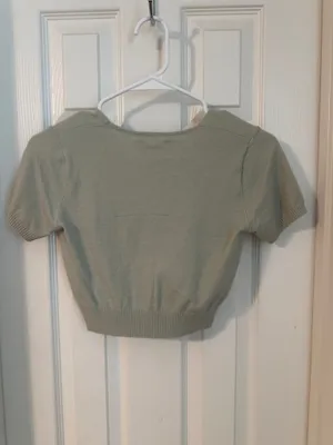 Brandy Melville Sweater Top Crop thumbnail 3
