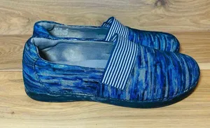 Glee Wavy Navy Blue Slip On Loafer Shoes size 11.5 thumbnail 1