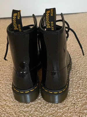 Dr. Martens 1460 Black Patent Leather 8-Eye Boots Women’s US 5 EU 36 AirWair thumbnail 4