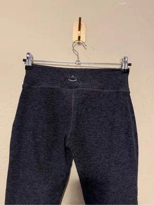 Beyond Yoga Spacedye High Waist Interloop Capri Size Medium thumbnail 8