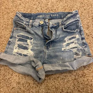 American Eagle Shorts thumbnail 1