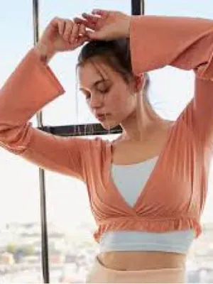 NWT Free People Movin on up Bell Sleeve Size Medium thumbnail 1
