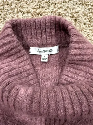 Madewell Dillon Sweater – Size Medium – Dusty Mauve thumbnail 2