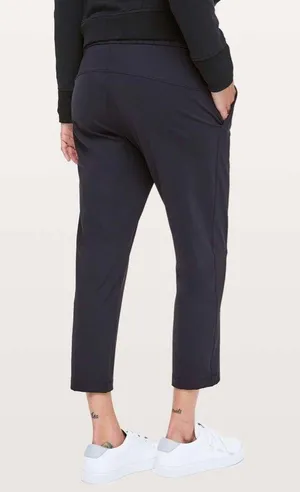 Lululemon On The Fly *23" Black Size 4 thumbnail 3
