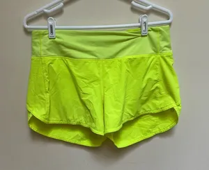Lululemon Speed Up Mid-Rise Short 4" thumbnail 1
