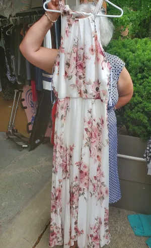 White Floral Halter Maxi Dress - Pink Rose Print Size 16 Womens Perfect For Wedd thumbnail 1