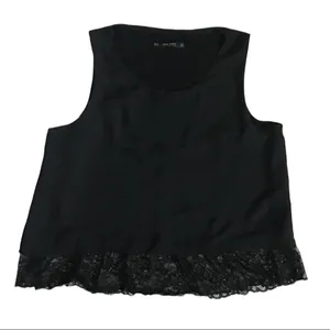Embroidered Ruffles Blouse Size Xl. Reg $36 32” Chest 25” Length thumbnail 3