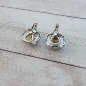 Vintage Clip On Earrings Silver Tone & Antique Gold Tone - Loose Clips thumbnail 5