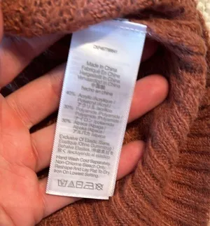 Madewell Alna V-Neck Sweater thumbnail 4