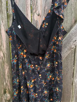 EUC SANDRO Paris Silk Petunia Floral Ruffled Sleeveless Dress Size Medium thumbnail 10