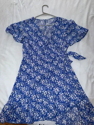Amazon Women’s Blue Floral Dress thumbnail 2