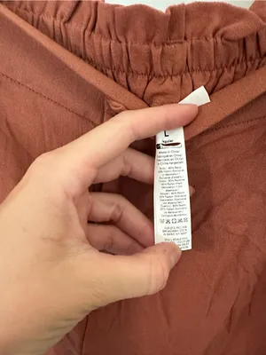 NWOT Halara women’s High Waisted Zipper Pocket Cropped Linen-Feel Pants rust thumbnail 3