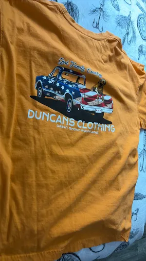 orange shirt Size M thumbnail 1