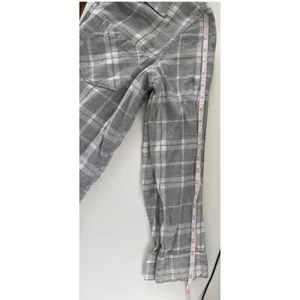 Old Navy Classic Flannel Shirt Grey Plaid Button Down 90s Grunge Small 90s Style thumbnail 10