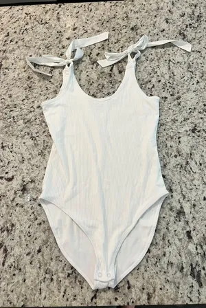 Old Navy Bodysuit thumbnail 3