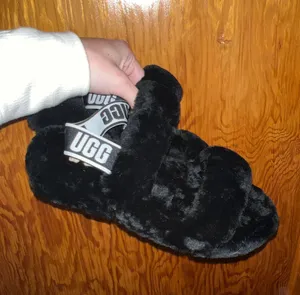 UGG Slippers thumbnail 5