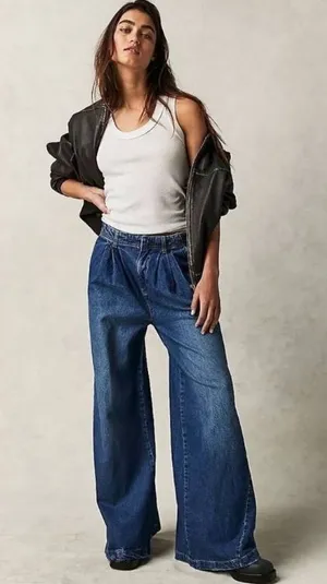We The Free Free People Women's Equinox Denim Trouser. Size 29” thumbnail 1