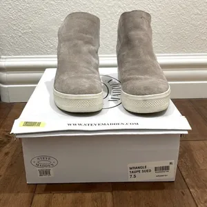 Steve Madden Taupe Suede Wrangle Booties thumbnail 2