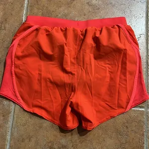 Under Armour ‎NWOT short women size XS thumbnail 5