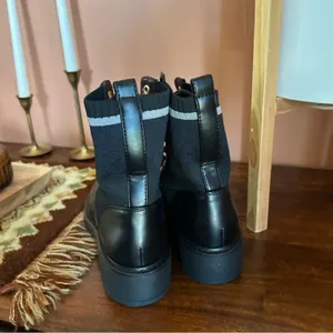 Tommy Hilfiger Women's Tesse Logo Lace up Combat Booties Black Boots NEW‎ Size 6 thumbnail 5