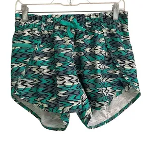 The North Face Class V Shorts Women’s S green‎ black athletic moisture wicking thumbnail 1