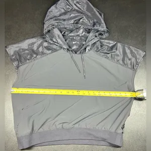 Nike Women’s Large Sportswear Tech Pack Hoodie Black Light Weight thumbnail 5
