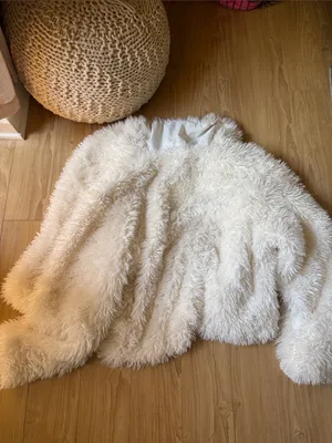Peppermayo Denver Oversized Fur Jacket Ivory thumbnail 3