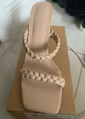 Braided Heels Size 8.5 thumbnail 1