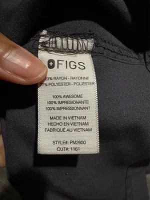 Figs Sz L Scrub Top thumbnail 3