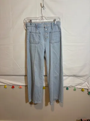 Kids Old Navy Light Wash Denim Jeans thumbnail 2