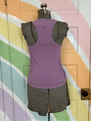 Lululemon Women’s Purple Tank Top Sz S 👽💚 thumbnail 7