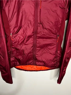 REI Co-Op Flash Insulated Hybrid Lightweight Packable Burgundy Hooded‎ Jacket thumbnail 4