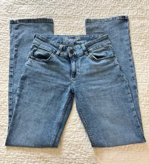 Wrangler Mid-Rise Jeans Bootcut thumbnail 1