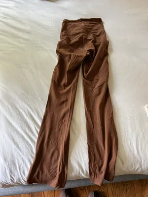 Lululemon Like New  Yoga Pants thumbnail 3