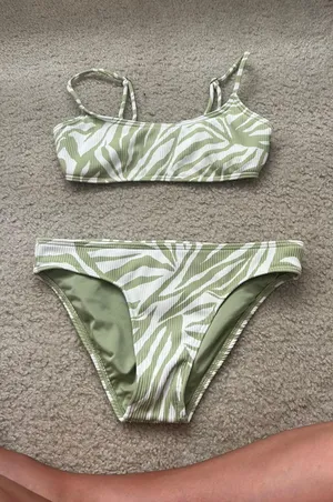 Billabong Bikini Set thumbnail 1