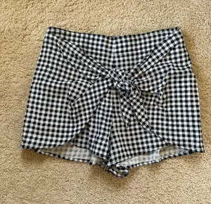 Abercrombie Checkered Tie Skort thumbnail 1