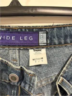 Vintage 90s Levis SilverTab Wide Leg Jeans Medium 5/6 Made in USA wide leg thumbnail 2