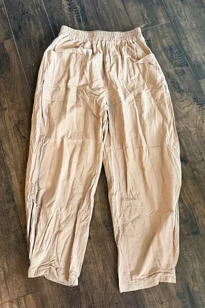 CUPSHE Lightweight Wide Leg Pull-On Pants thumbnail 1