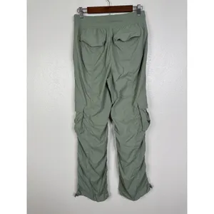 Lululemon Dance Studio Relaxed-Fit Mid-Rise Cargo Pant Grey Eucalyptus Size 4 thumbnail 5